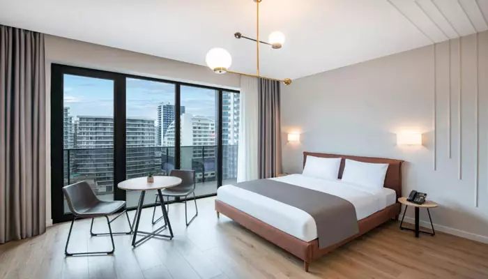 هتل استپس اند سوئیت باتومی